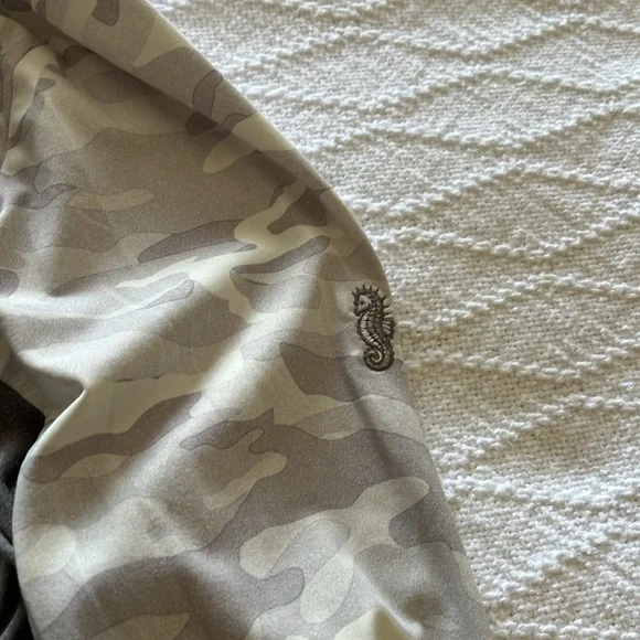 Johnnie O pullover - Picture 5 of 5